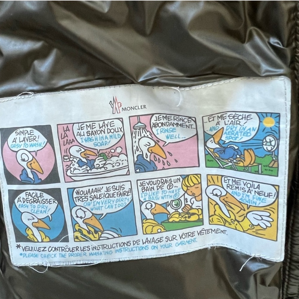 Moncler Puffer Jacket - Picture 5 of 9